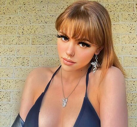 Angebevv model exclusive archive