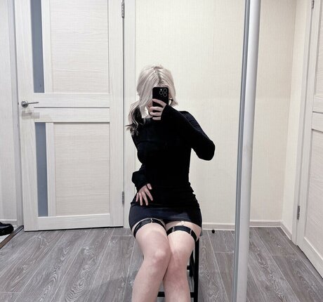 su ga r ik hd model photos