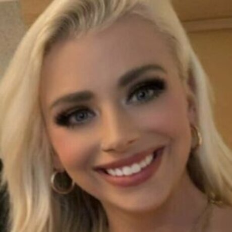 KensieSnow beautiful pornstar pic