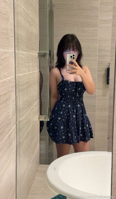 Hakaosan model pornographic pics