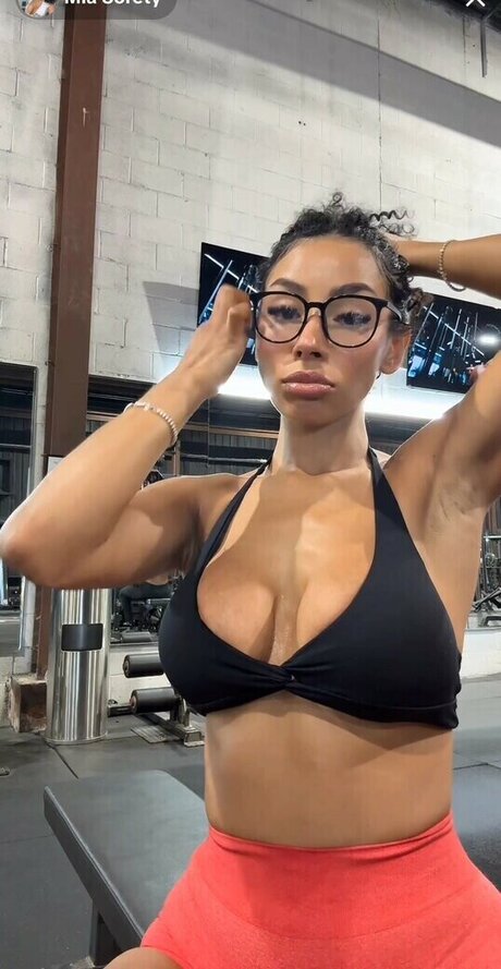 Mia Sorety high quality actress photo