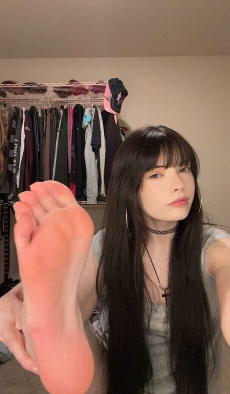 isizzly pretty pornstar pictures