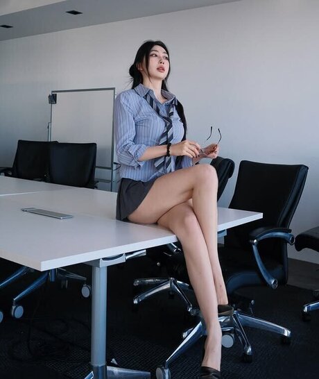 mollyshen model beautiful gallery