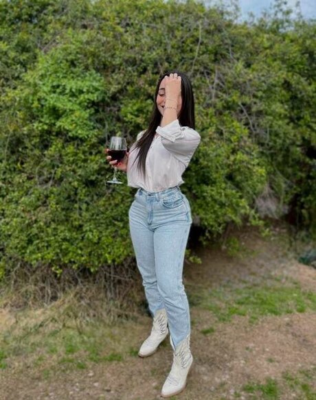 Maria Luna pornstar exclusive photos