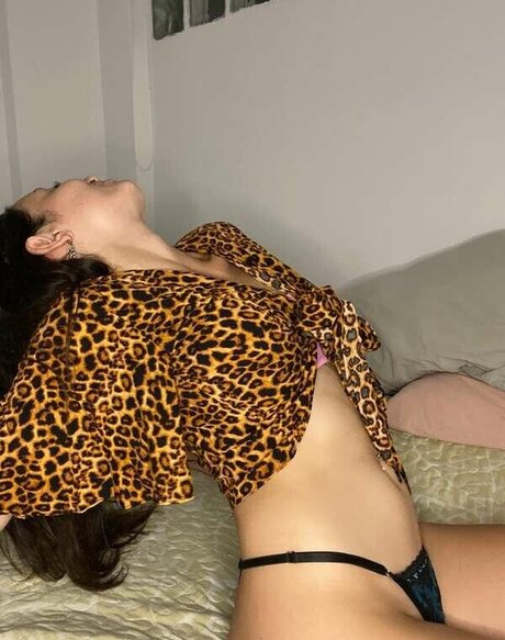 Maria Luna sexy actress photos