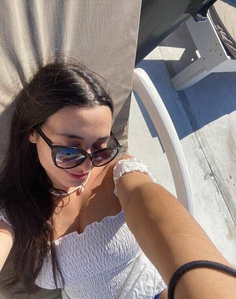 Maria Luna sexy pornstar pics