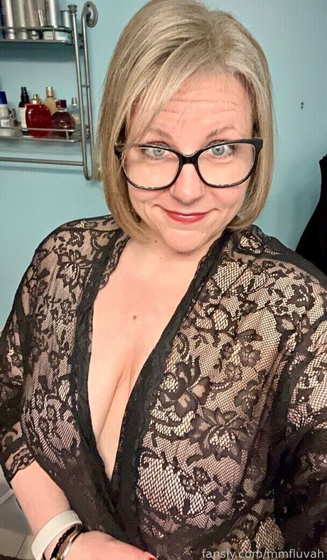 mmfluvah top star img