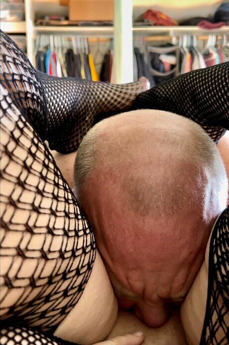 mmfluvah model free images