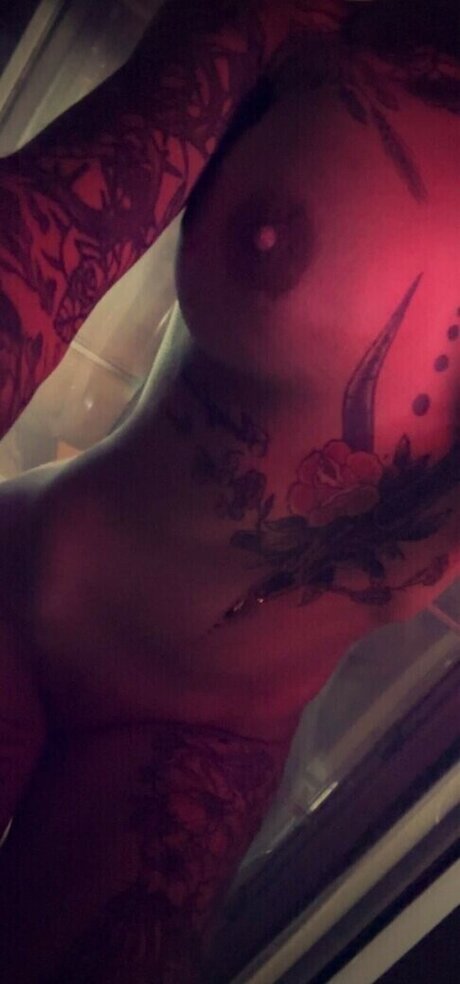 Victoria rae69 best model photos