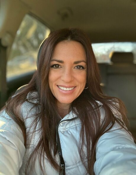 Maria May art star galleries