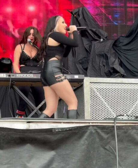 Kasey Karlsen sexy actress photos