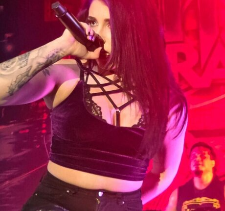 Kasey Karlsen model sexy image