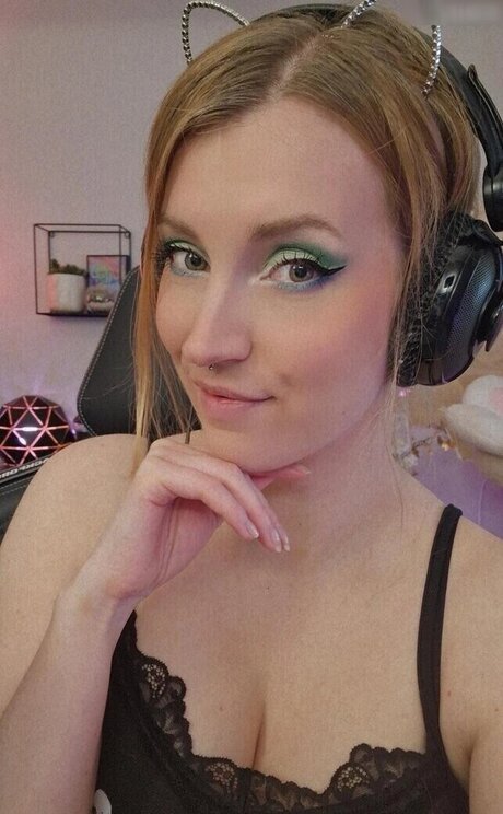 Inzaynia free model pics