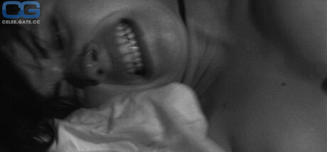 Fairuza Balk pornstar exclusive image