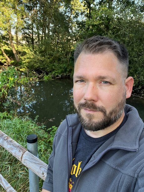 Bobby with a Y nice actress picture