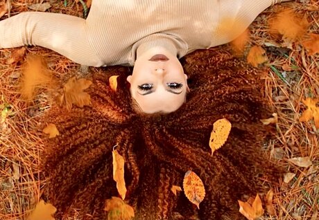 Lizabeth Brooke adult model pics