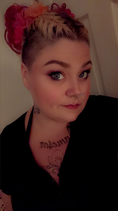 Hollywoodhavoc model high quality img