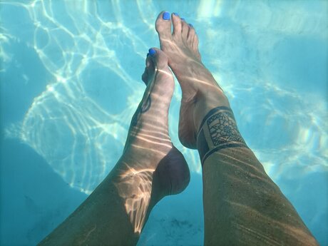 AmeliaGentle free model photo