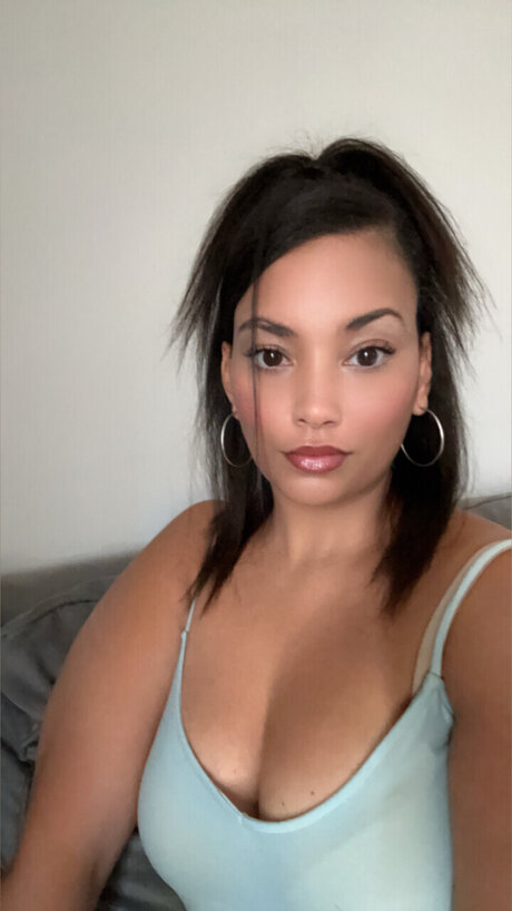 AriaNoelle36 porn model images