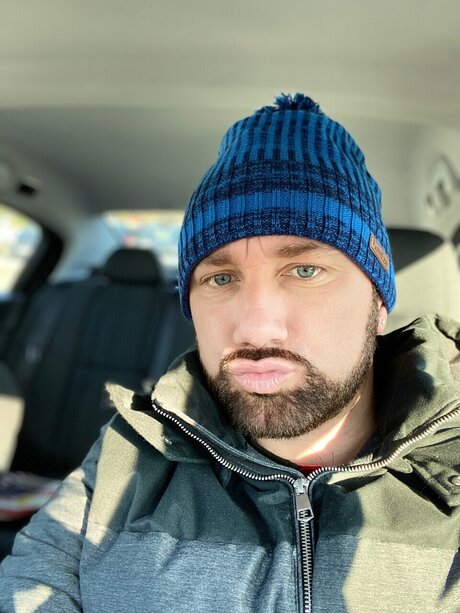 Niko Lovax star porn image