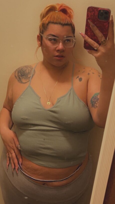 FreakySky32 nudes pornstar picture