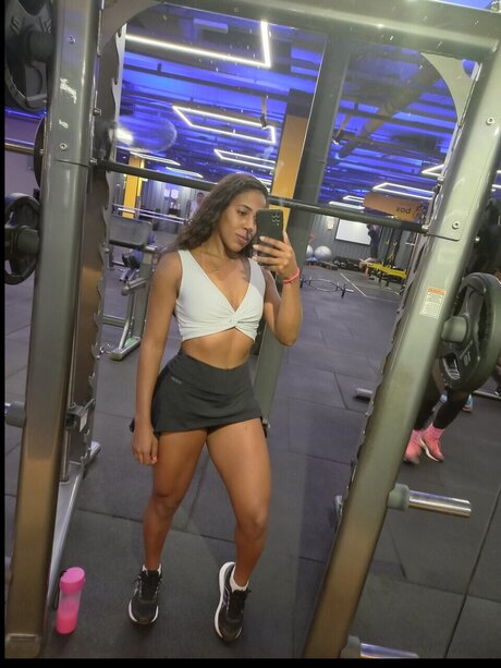 JULIENY MARIA model nice img