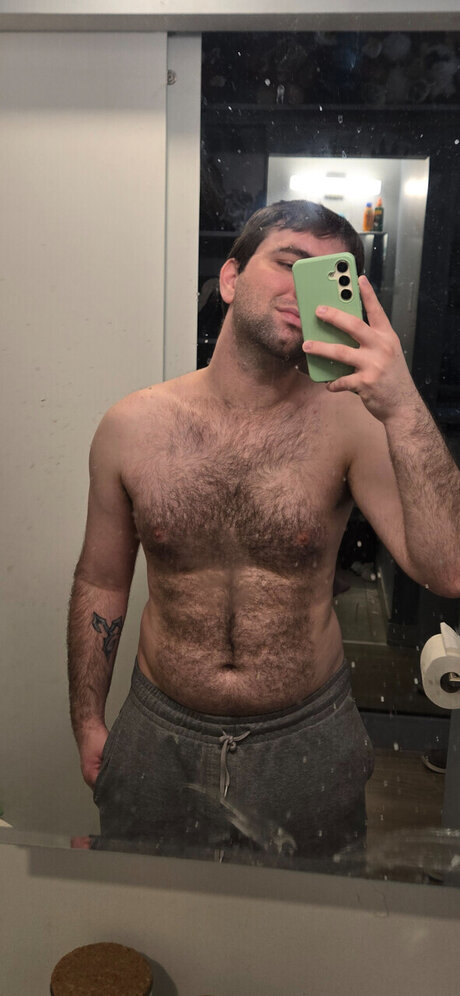 Abroader Otter star porn pictures