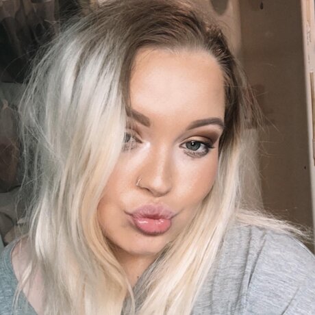 Destiny Gearhart nude model photo