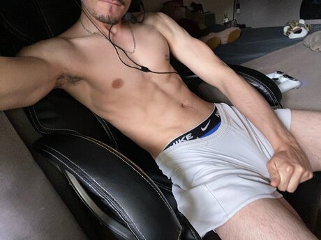 Jules 28k high quality pornstar picture