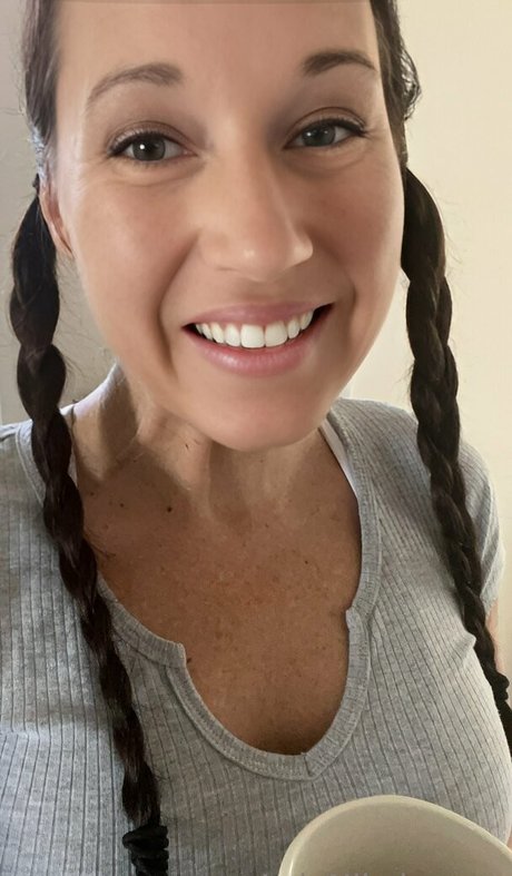 lolanikolavip sex model photo