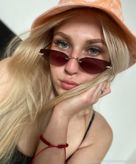 jassietailorfree pretty star archive