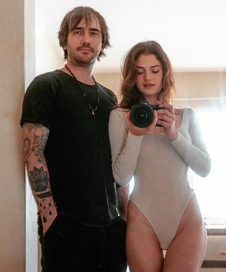 Eve Dumon nudes star pictures