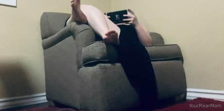 yourpixarmom model hd picture