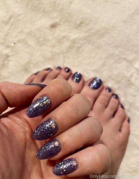 pussy wet onlyfans adult image