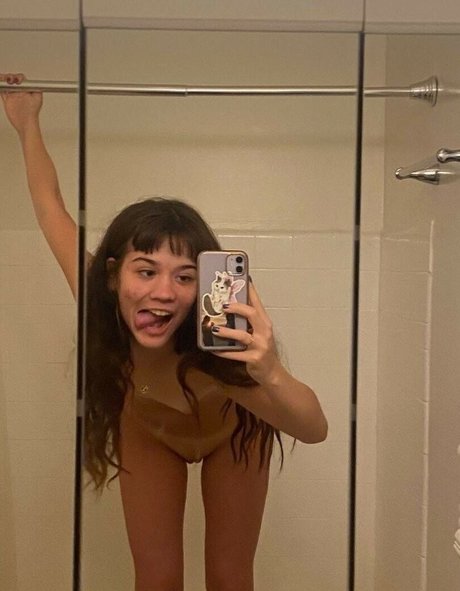 benevieve pornstar adult galleries