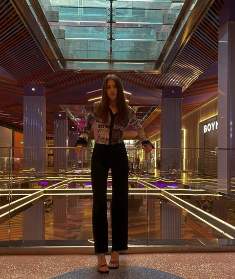 imyannli pornstar top picture