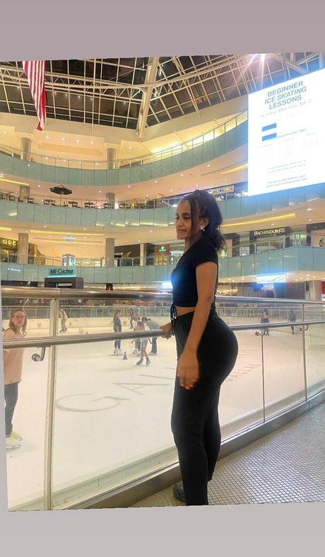 Fevunet nude star gallery