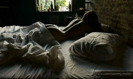 luana a star high quality image