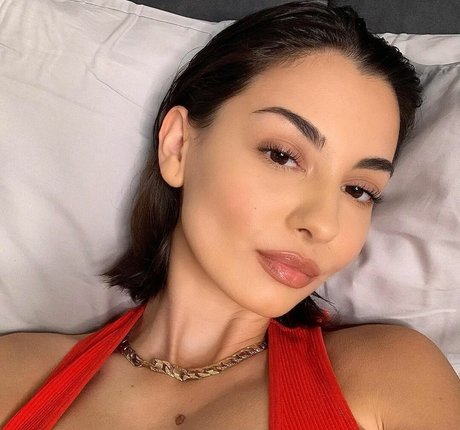 Adelaide T pornstar xxx gallery