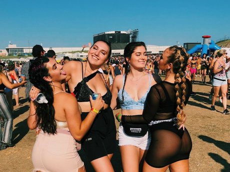 Ml Plnclver0 erotic model gallery