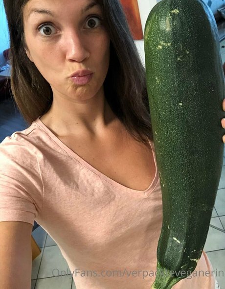 verpackteveganerin star beautiful photo