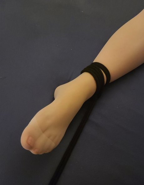 celticsoles model beautiful img