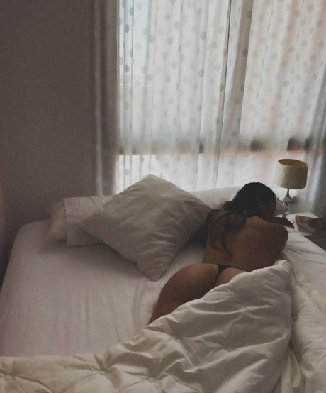 Aurobel Contreras naked star images