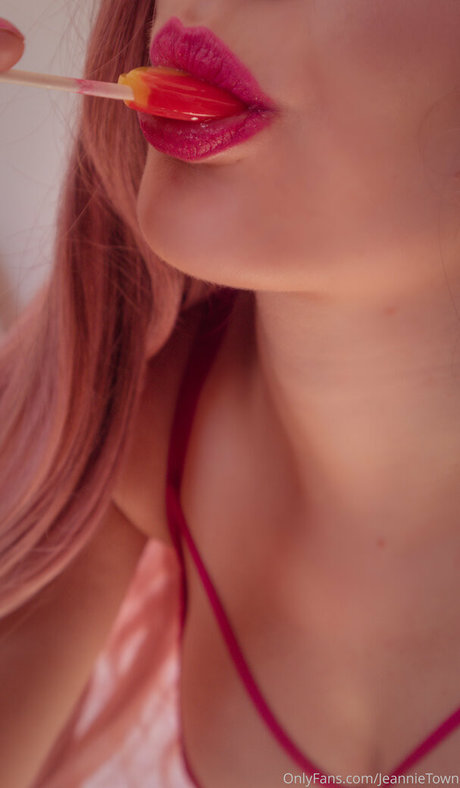 jeannietowndarkness pornstar hot photo