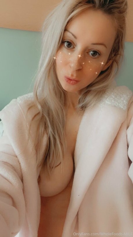 wholefoods milf model nude img