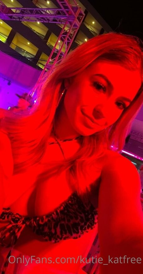 kutie katfree top actress pictures