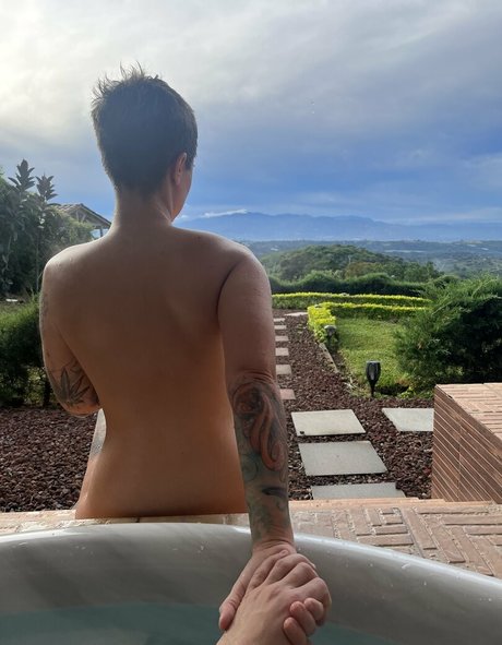 freegthatass xxx model img