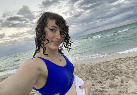 Kymmy Harper beautiful actress gallery