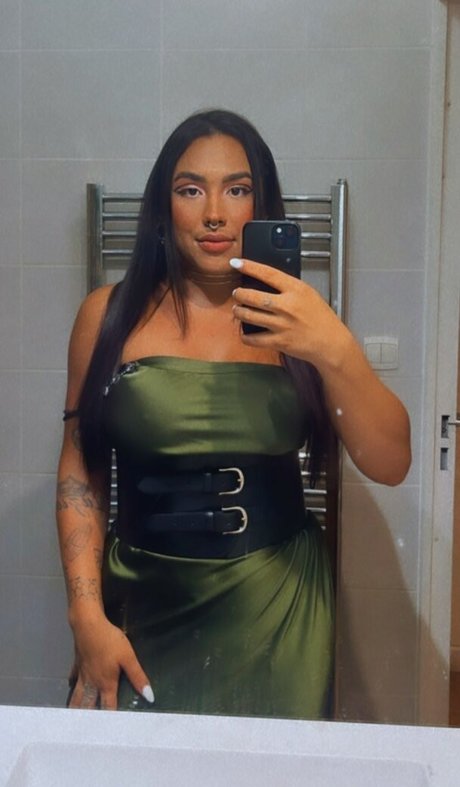 Bruna Taylor xxx actress photo