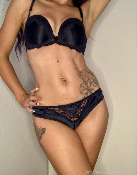 Graceyy beautiful pornstar image